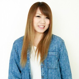 岩嶋　美里　スタイリスト